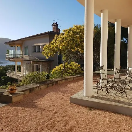 Lou Cigalou Holiday home